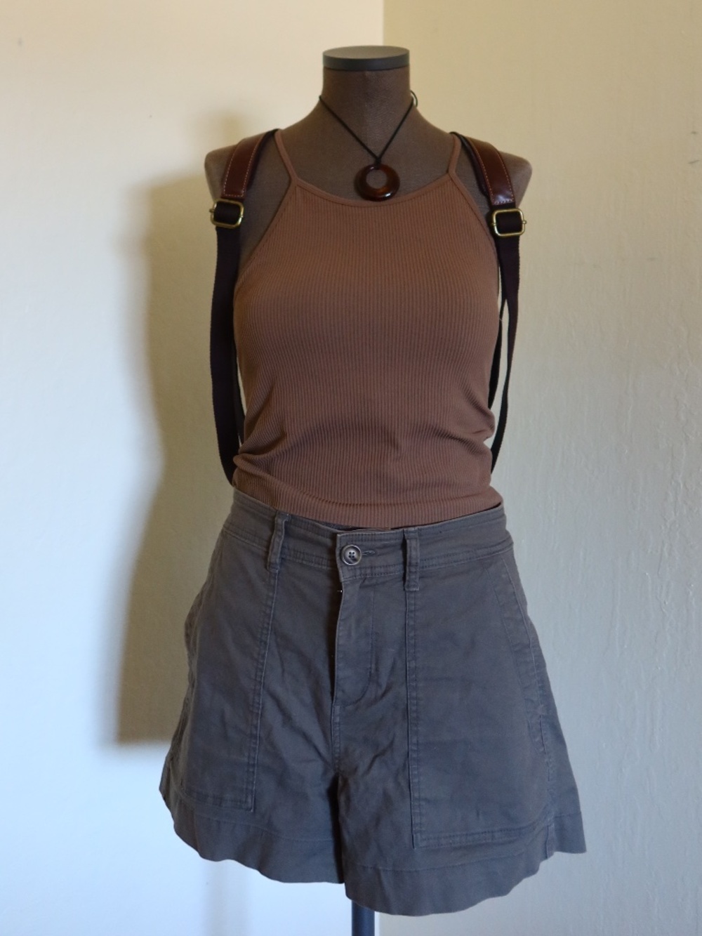 Built in Bra Brown Ribbed Racerback Tank Top - Picture 6 of 9